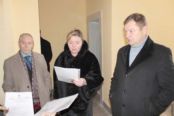 В Крыму продолжается осмотр домов для переселенцев из аварийного жилья