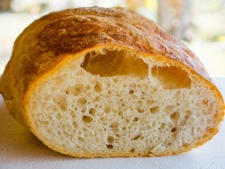 Белый хлеб и кукурузные хлопья повышают риск развития рака легких