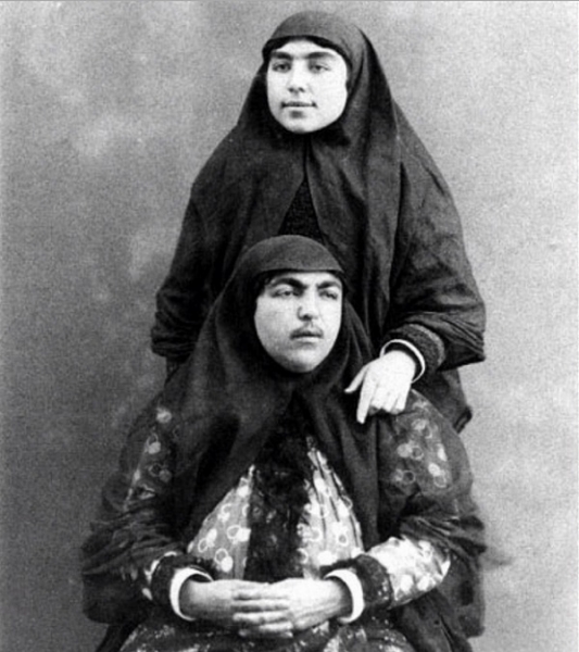 Удивительные жёны из гарема иранского шаха