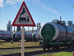 СМИ узнали причину прекращения поставок нефтепродуктов в Белоруссию