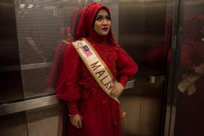 Как проходят конкурсы красоты в мусульманских странах. Фото