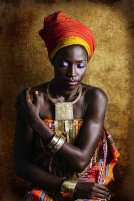 Колоритные наряды африканских женщин. Фото