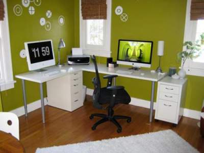 Компьютерные столы, за которыми приятно работать. Фото