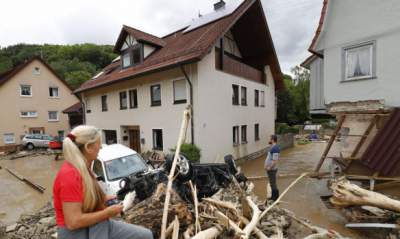 Число жертв стихии в Германии выросло