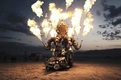 Фестиваль Burning Man - фантастический арт посреди пустыни