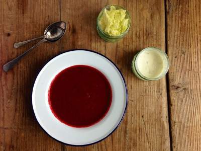 Полезно для фигуры: 4 рецепта «свежих» супов