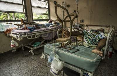 Полная антисанитария: жуткие снимки венесуэльской больницы. Фото