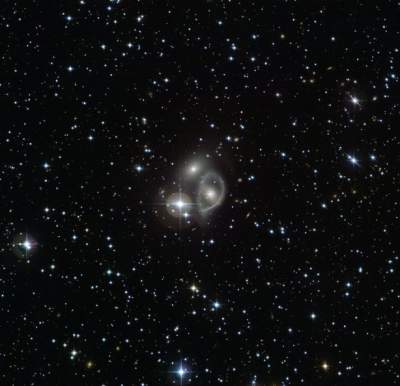 Ученые показали фото «галактического ДТП»