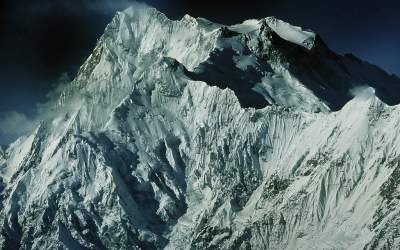Опасные горы, погубившие множество альпинистов. Фото
