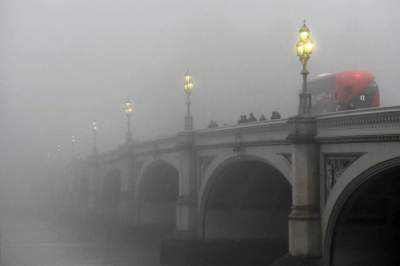Завораживающие снимки туманного Лондона. Фото