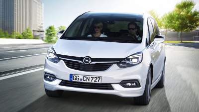 Opel представил обновленный минивэн Zafira