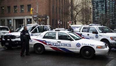Тяжелое ДТП с участием 12 машин унесло жизни 5 человек в Торонто