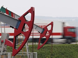 Российская нефть Urals подешевела на 36 процентов