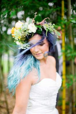 Новый тренд: невесты с нестандартным цветом волос. Фото