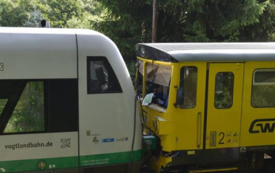 В Чехии столкнулись две электрички: пострадали пассажиры