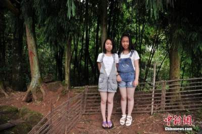 Журналисты нашли "деревню близнецов". Фото