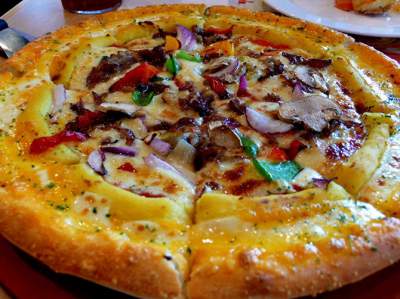 Какую пиццу едят в разных странах мира. Фото