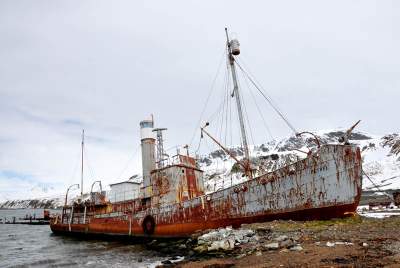 “Пост из прошлого”: мир заброшенных кораблей. Фото
