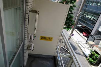 Тесные квартиры в столице Японии. Фото