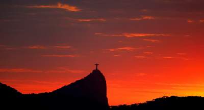 Величественный символ Рио-де-Жанейро и Бразилии. Фото