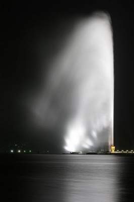 Фонтан Фахда - самый высокий фонтан в мире. Фото