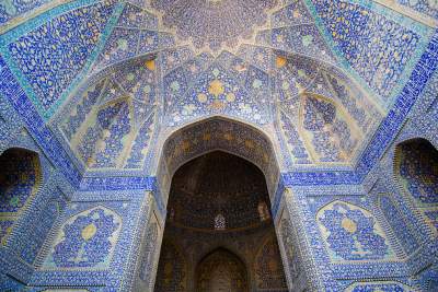 Яркие краски загадочного Ирана. Фото