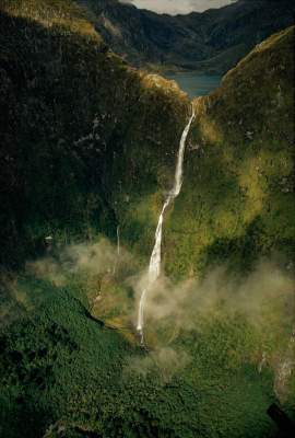 Сазерленд: чарующий водопад Новой Зеландии. Фото