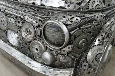 Уникальные автомобили, сделанные из металлолома. Фото