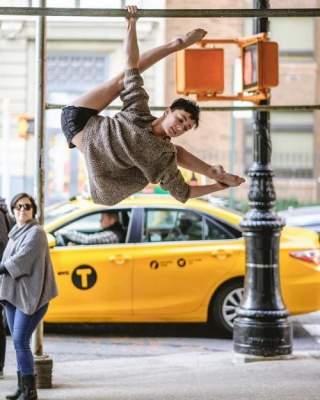 Известные танцоры балета на улицах Нью-Йорка. Фото