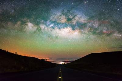 Потрясающие астрофотографии Млечного пути над Гавайями. Фото