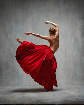 Чувственно и превосходно: потрясающие снимки танцоров и танцовщиц балета. Фото