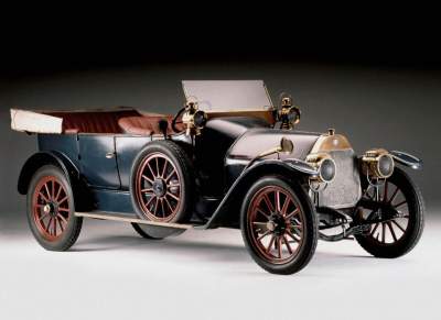Первый автомобили, созданные всемирно известными компаниями. Фото