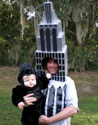 Как родители и дети готовят костюмы для Хеллоуина. Фото