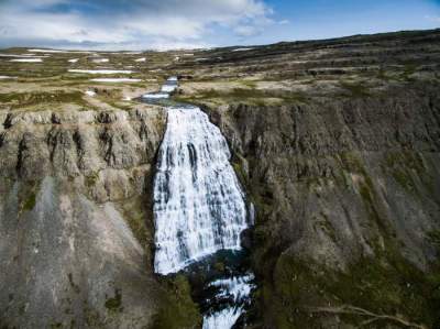 Фотограф показал, как выглядит Исландия с высоты птичьего полета. Фото