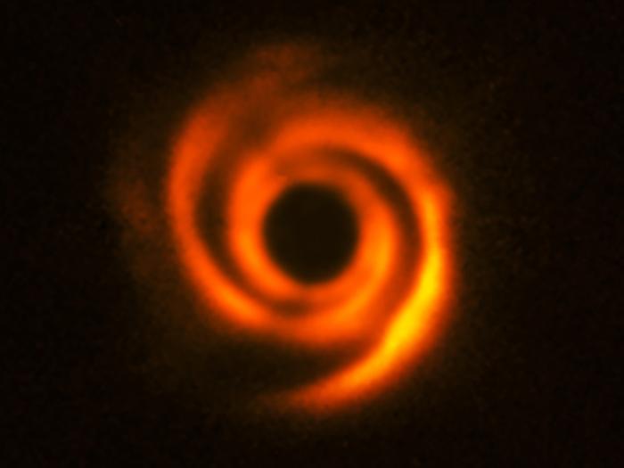Астрономы увидели протопланетные диски в процессе формирования