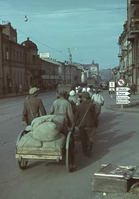 Харьков и его жители во время гитлеровской оккупации. Фото