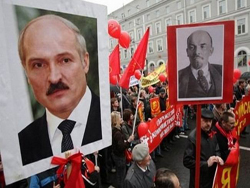 Почему Беларусь отмечает 7 ноября – и это дает ее экономике
