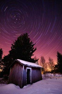 Невообразимая красота ночного неба Финляндии. Фото