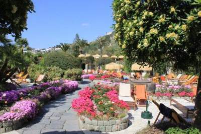 Рай на острове: красивейшие Сады Посейдона в Италии. Фото